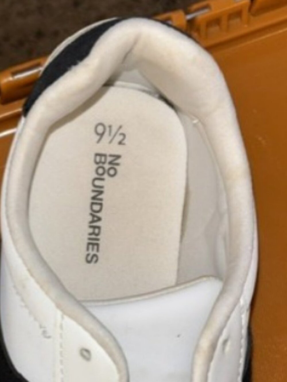 SNEAKERS - Picture 3 of 3